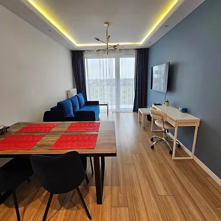Nowoczesny I Komfortowy Apartament Przy Ulicy Kurpiowskiej Blisko Centrum Miasta Siedlce Exterior photo