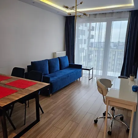Nowoczesny I Komfortowy Apartament Przy Ulicy Kurpiowskiej Blisko Centrum Miasta Siedlce Exterior photo