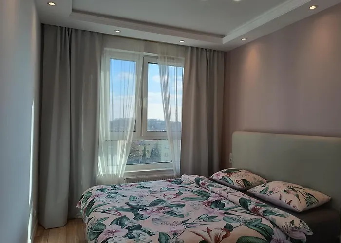 Nowoczesny I Komfortowy Apartament Przy Ulicy Kurpiowskiej Blisko Centrum Miasta